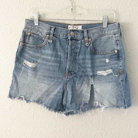 Free People Jean Cut Off Distress Shorts Women’s Size 29 - Picture 1 of 8